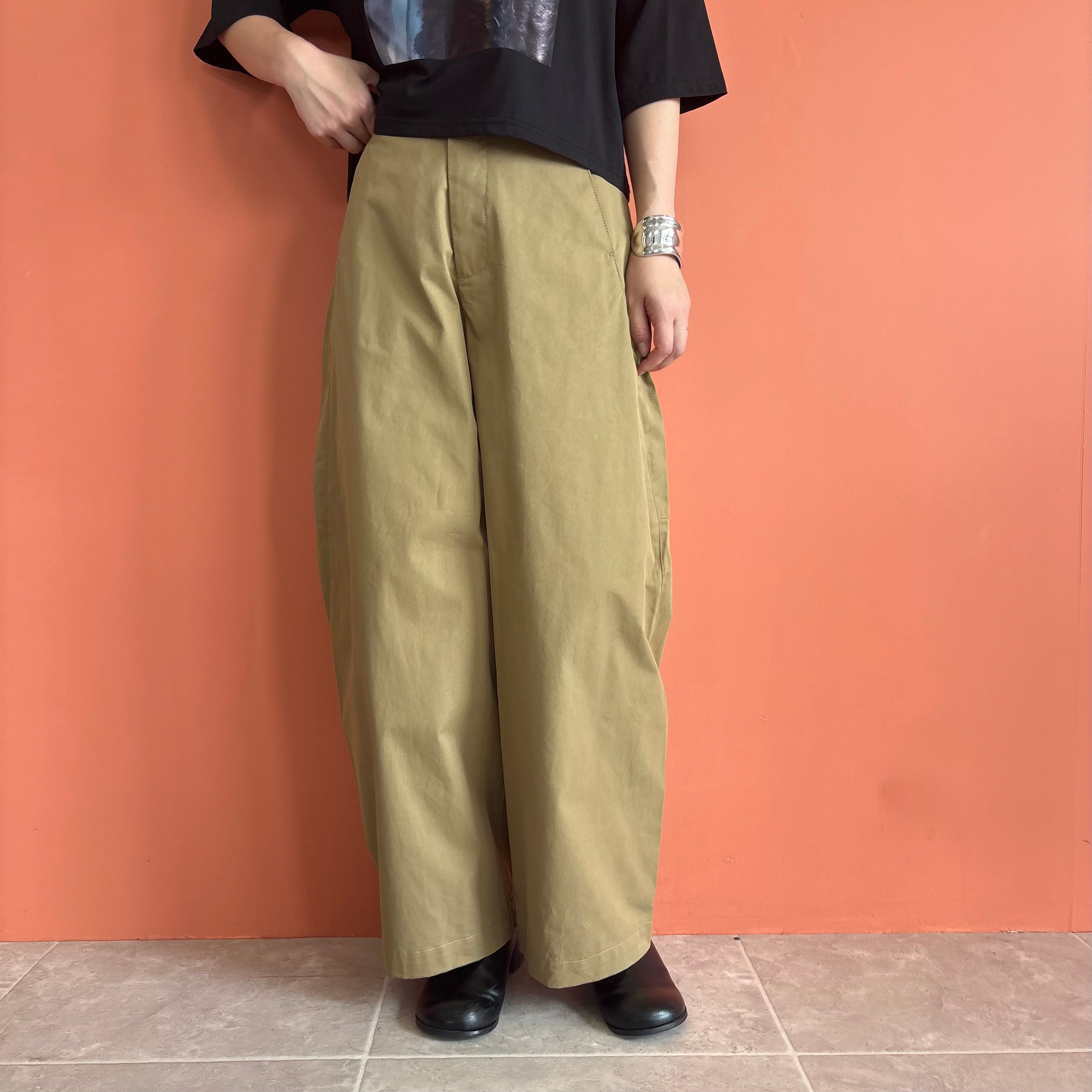 【 PRIORITY 】カーブチノパンツ