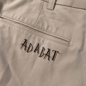 adabat アダバット ロゴ刺繍 タック スラックスパンツ サイズ 110 /メンズ/ベージュ/ワールド/日本製/大きいサイズ
