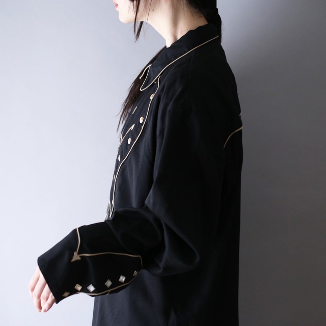 "刺繍" guitar motif design over silhouette western shirt