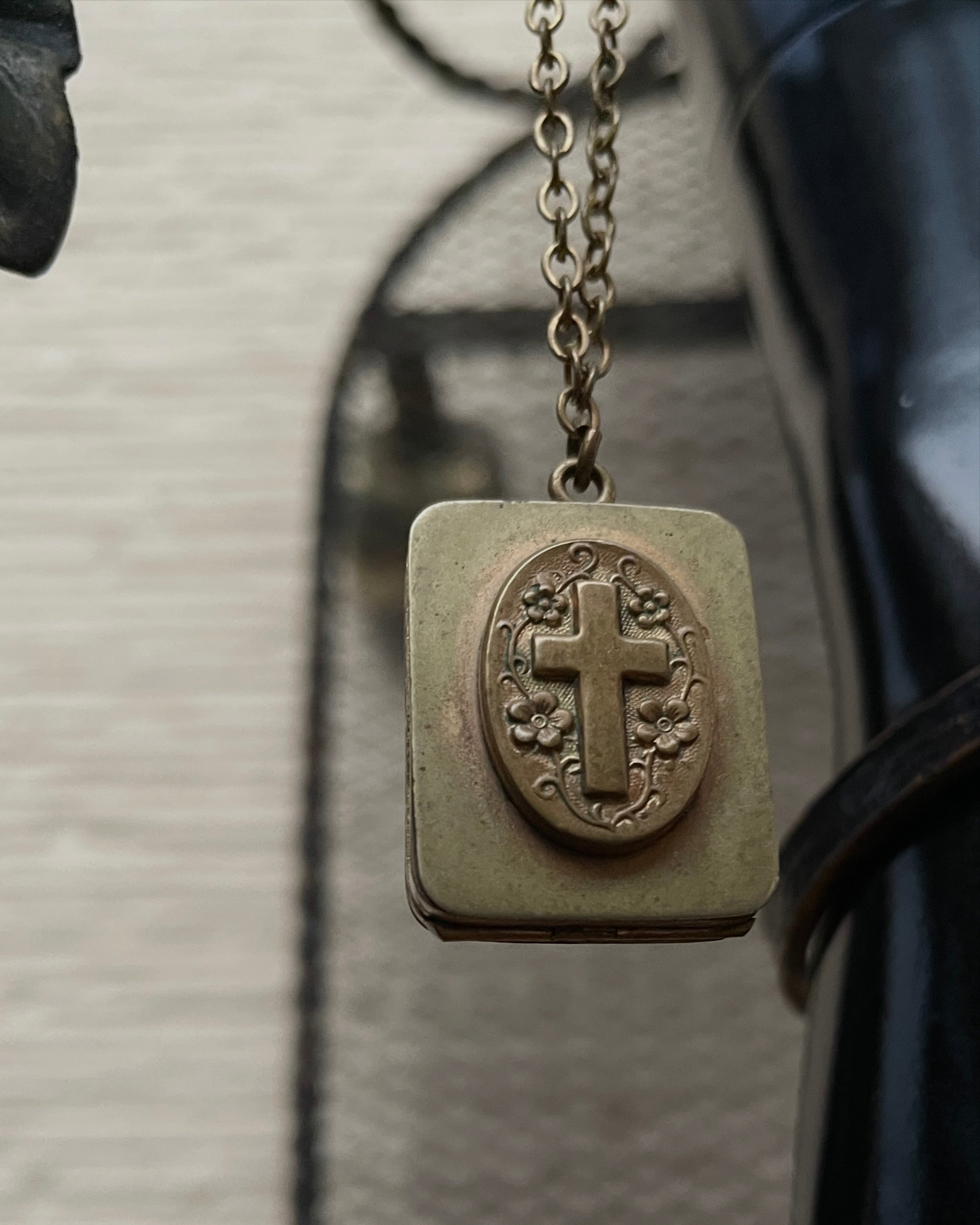 Vintage European-Style Devotional Locket Necklace