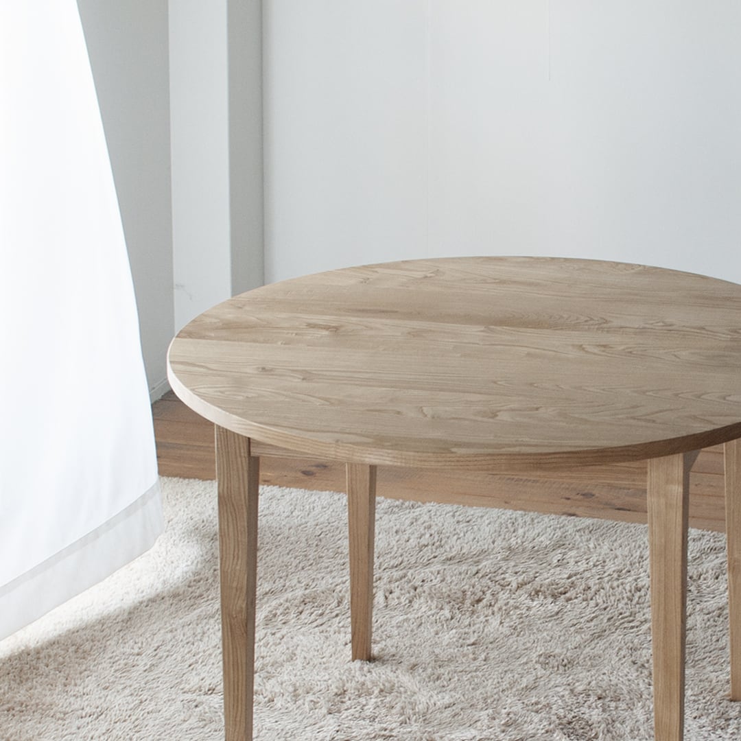 くりの丸いダイニング（直径90cm・国産栗材・2色選択・ウレタン塗装