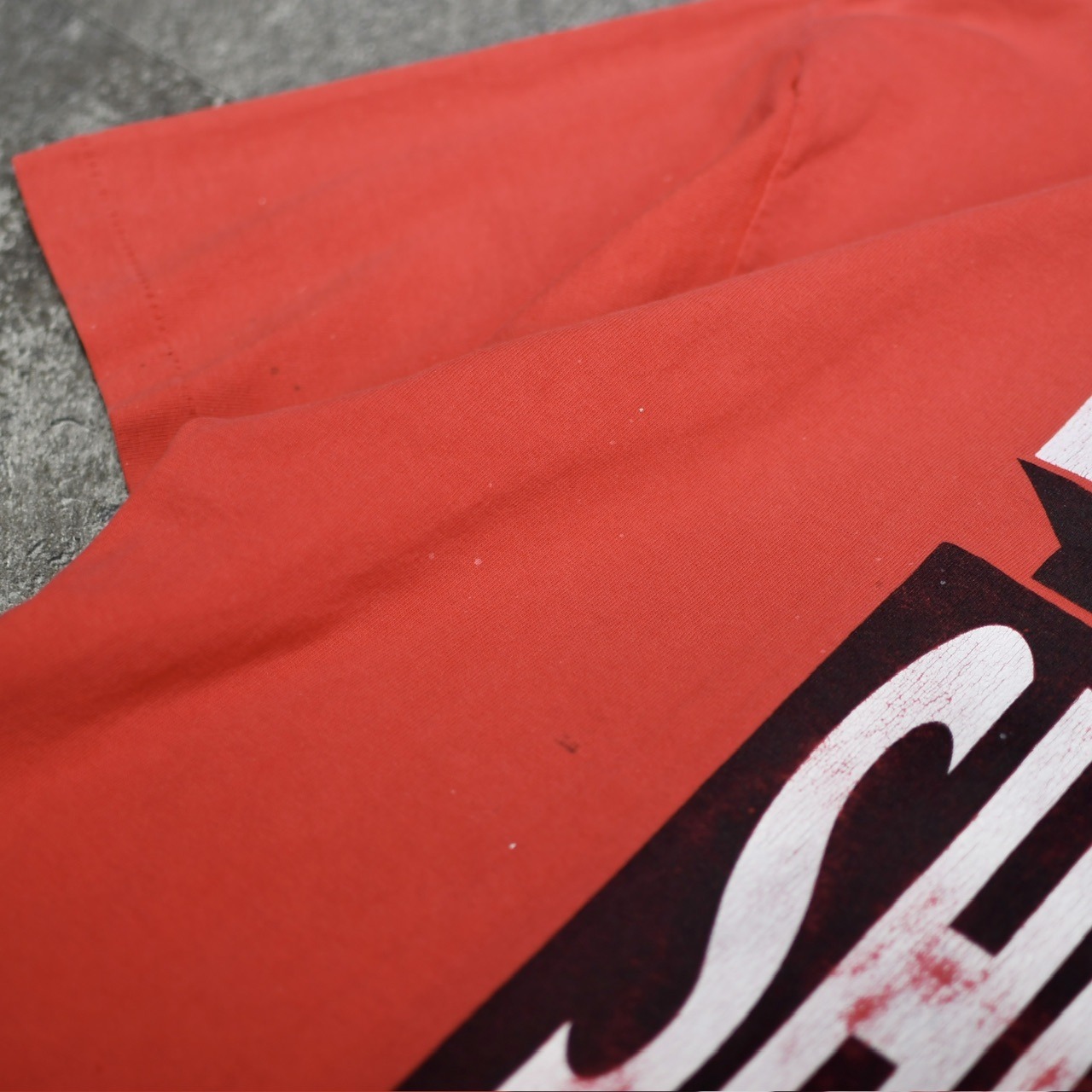 92's LEVI’S humor print tee
