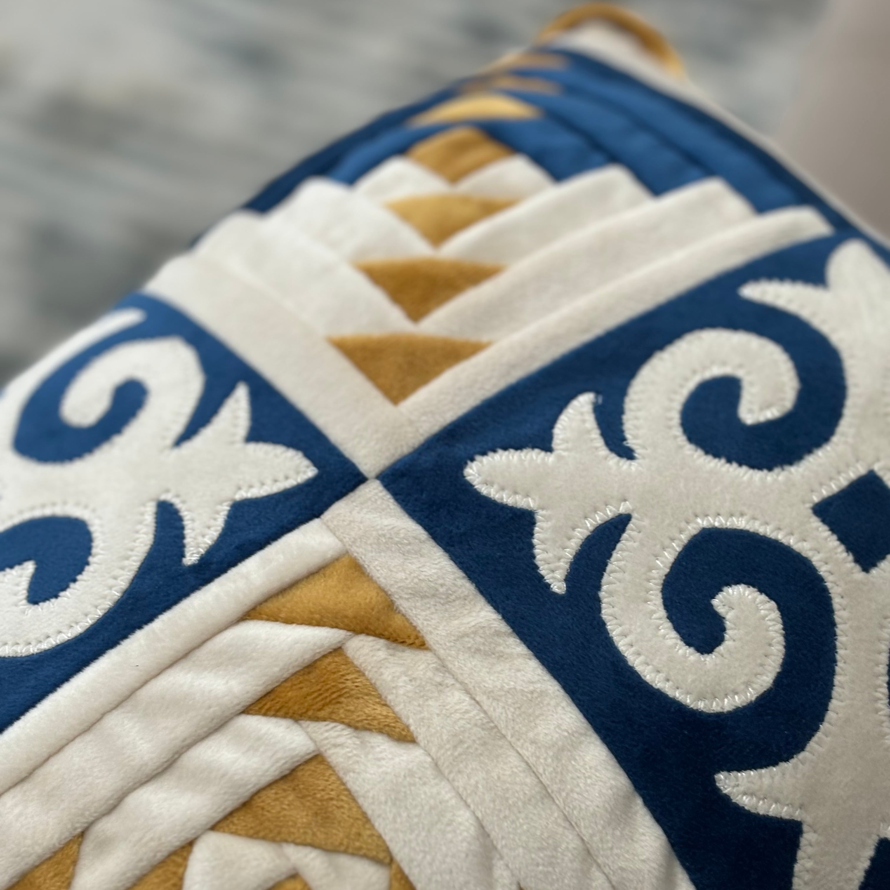 人気No.2】2月末再入荷予定！ キルギスパッチワーク・ハーフ