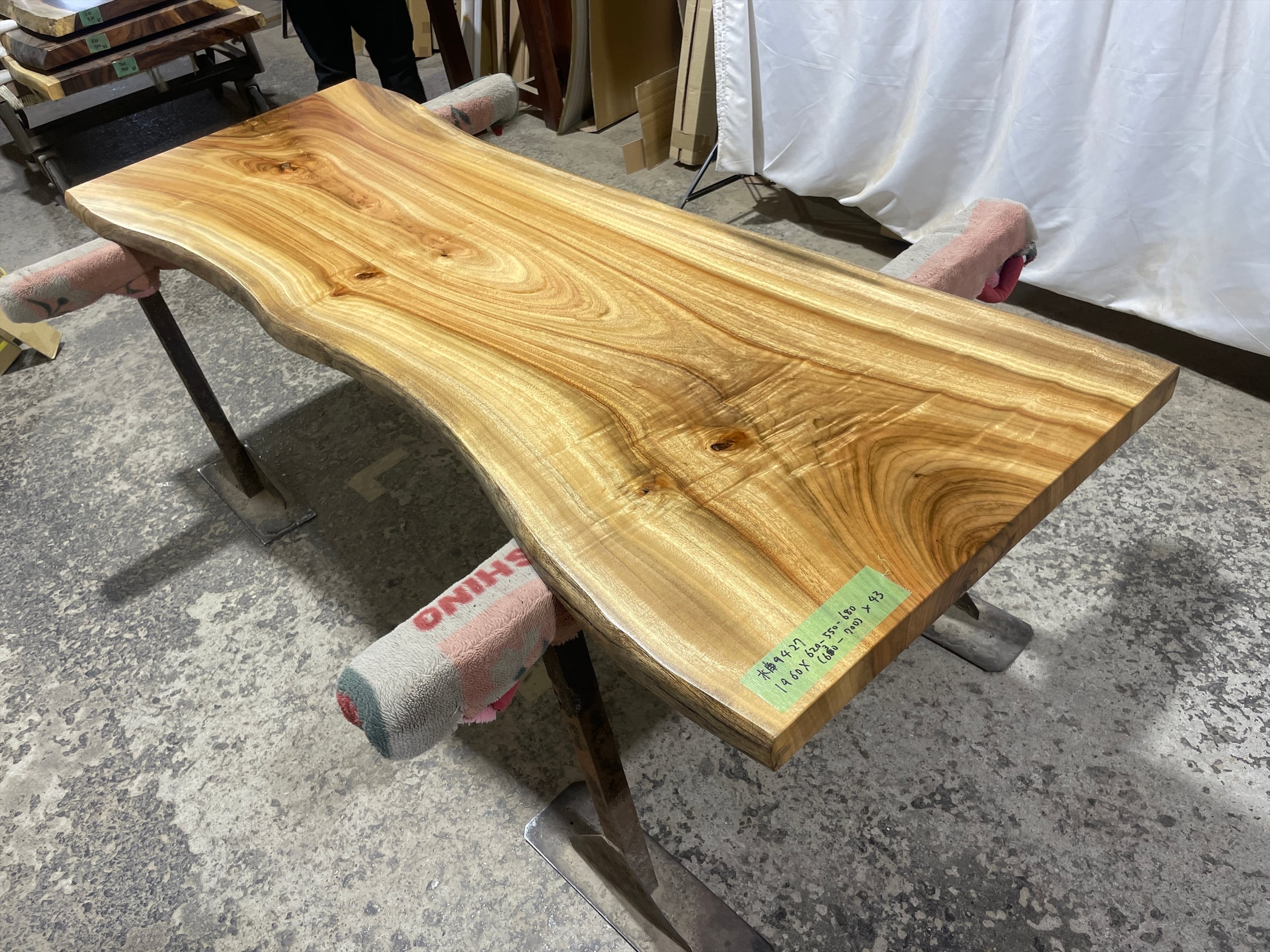 屋久杉3613 一枚板無垢 1560x650x40mm カウンター センターテーブル