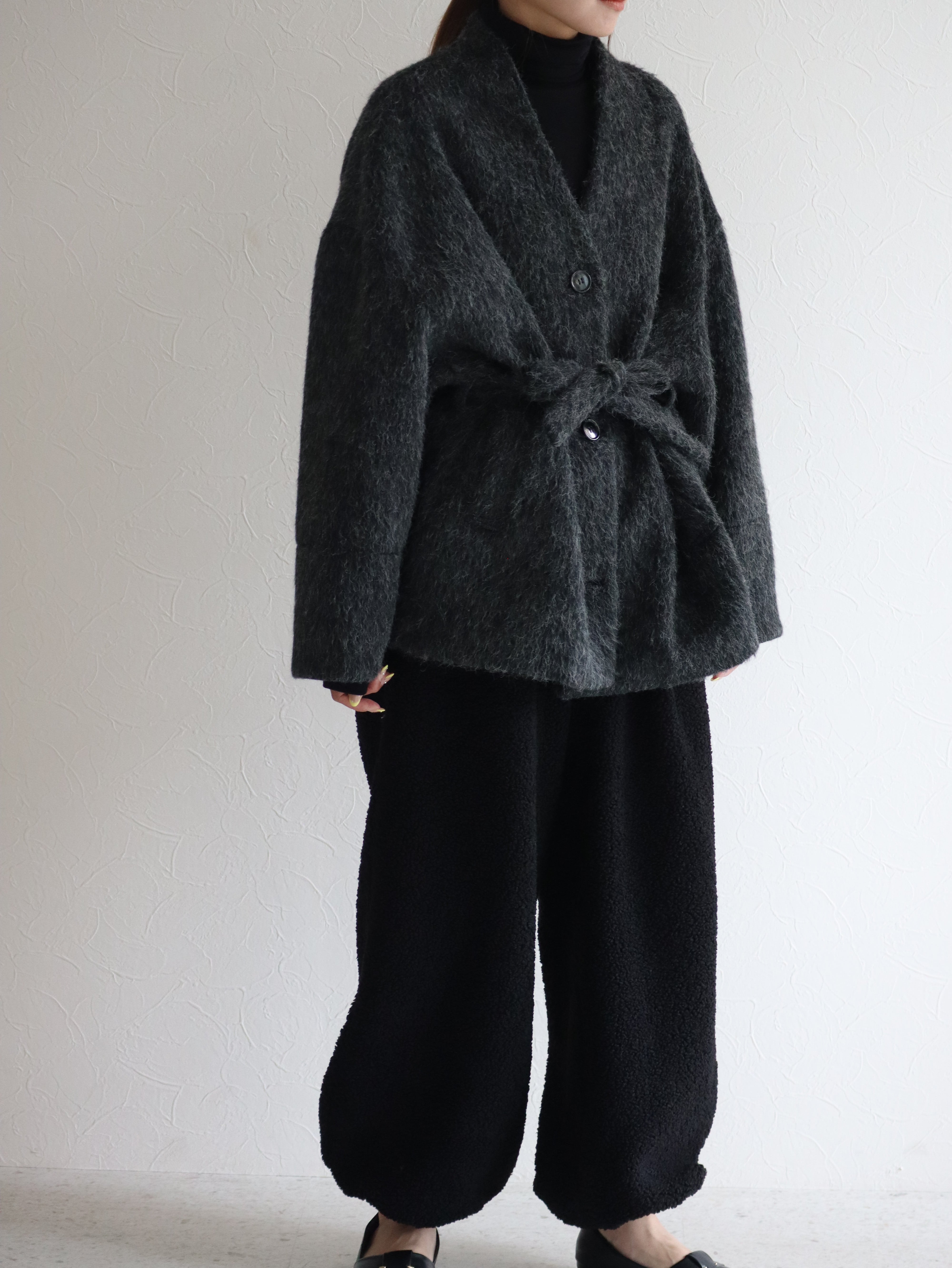 OUTER | e L L a