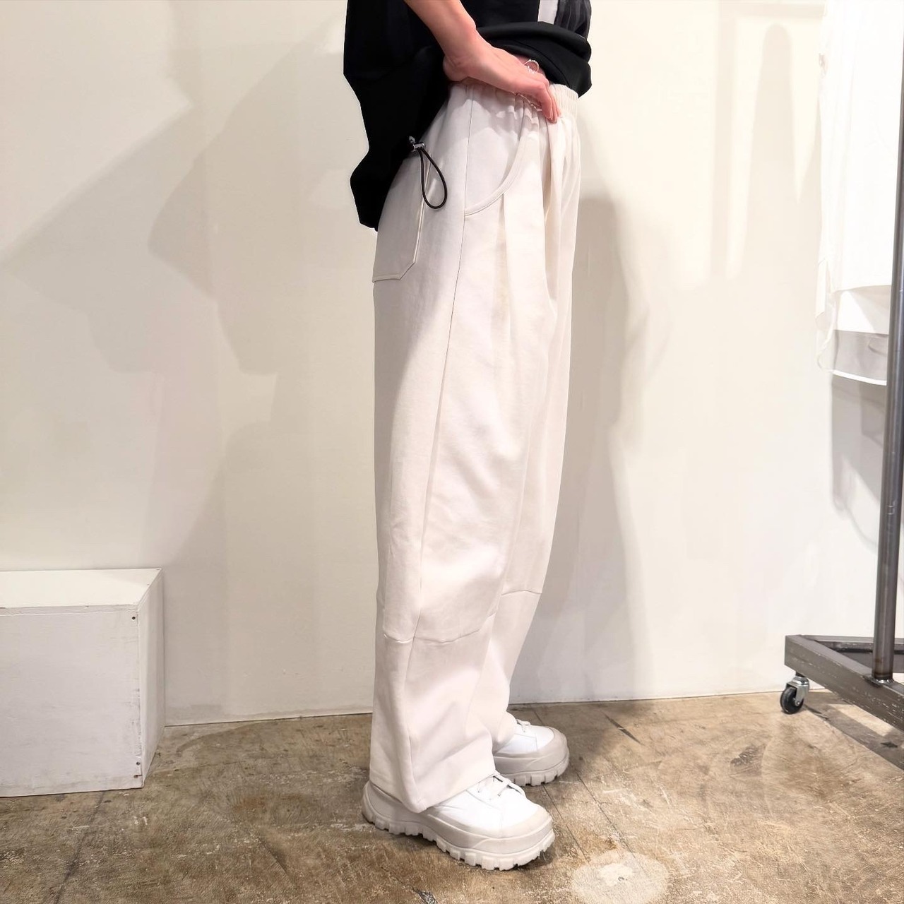 ルギバ lugiva tokyo  ポンチワイドカービーパンツ