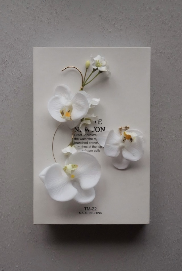 ※再販【6/2〜発送予約分】flower ear cuff