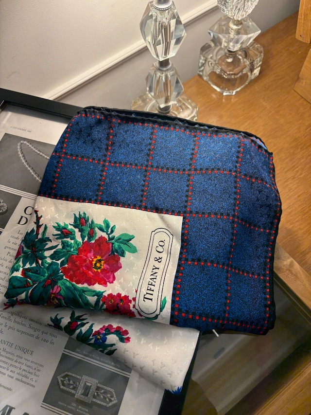 Tiffany＆Co/ vintage flower scarf.