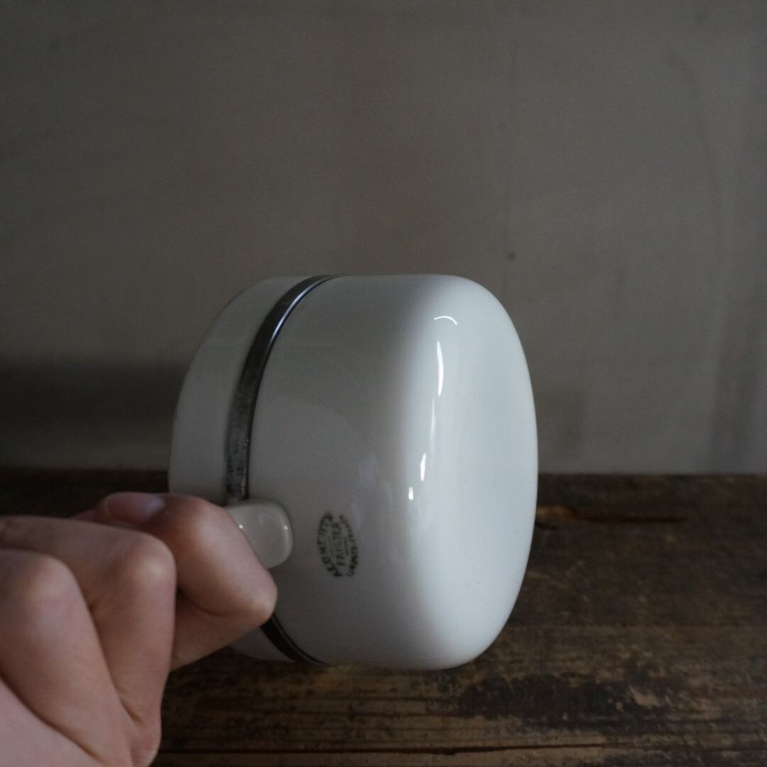 古いフランスの陶器鍋