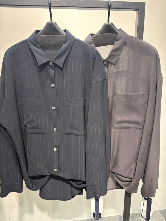 ROBE バックスリットシャツ