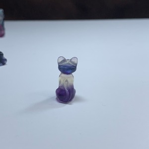 18.透明度有・可愛いフローライトねこちゃん