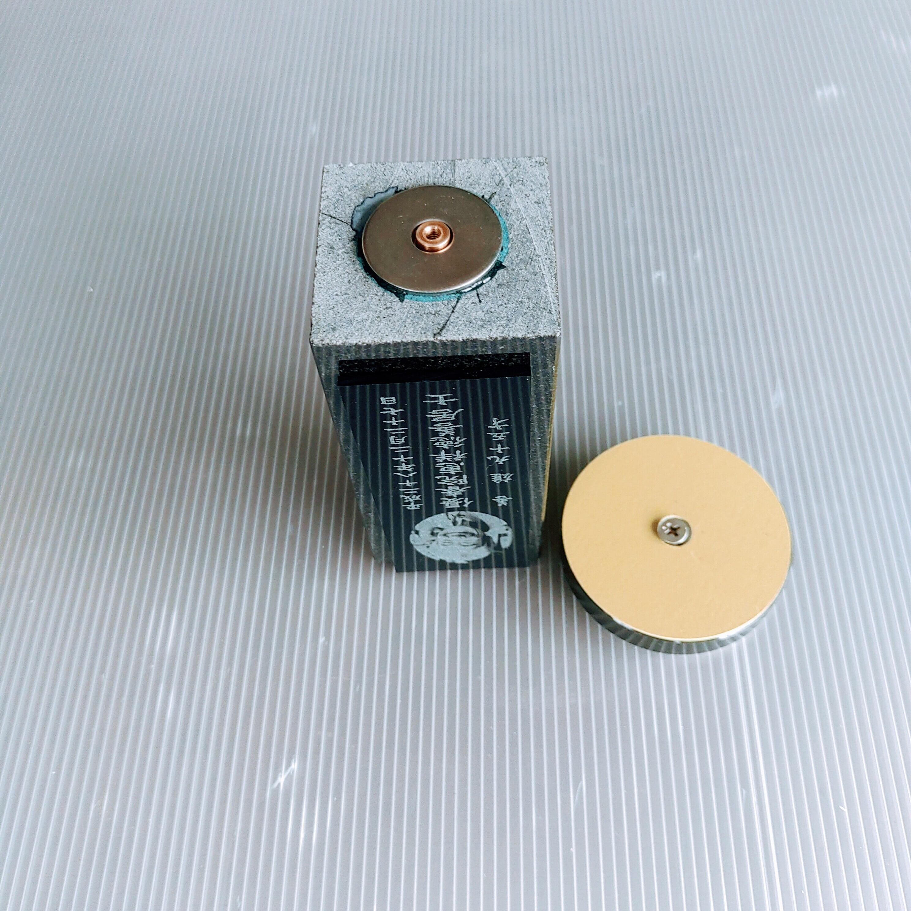 回転位牌　４人用悠想天回　4R50A黒　１名様分