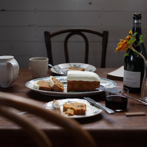 キャロットケーキ 1本(カット個包装済)【1/21〜順次発送】(パウンドケーキ・焼き菓子・ギフト・お返し・プレゼント)