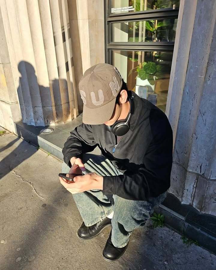 ☆TXT スビン ＆ ボムギュ 着用！！【SUNLOVE】Cut Off Capital Cap