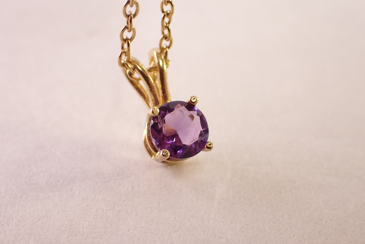アメジストネックレス　0.65ct [D12‐159]