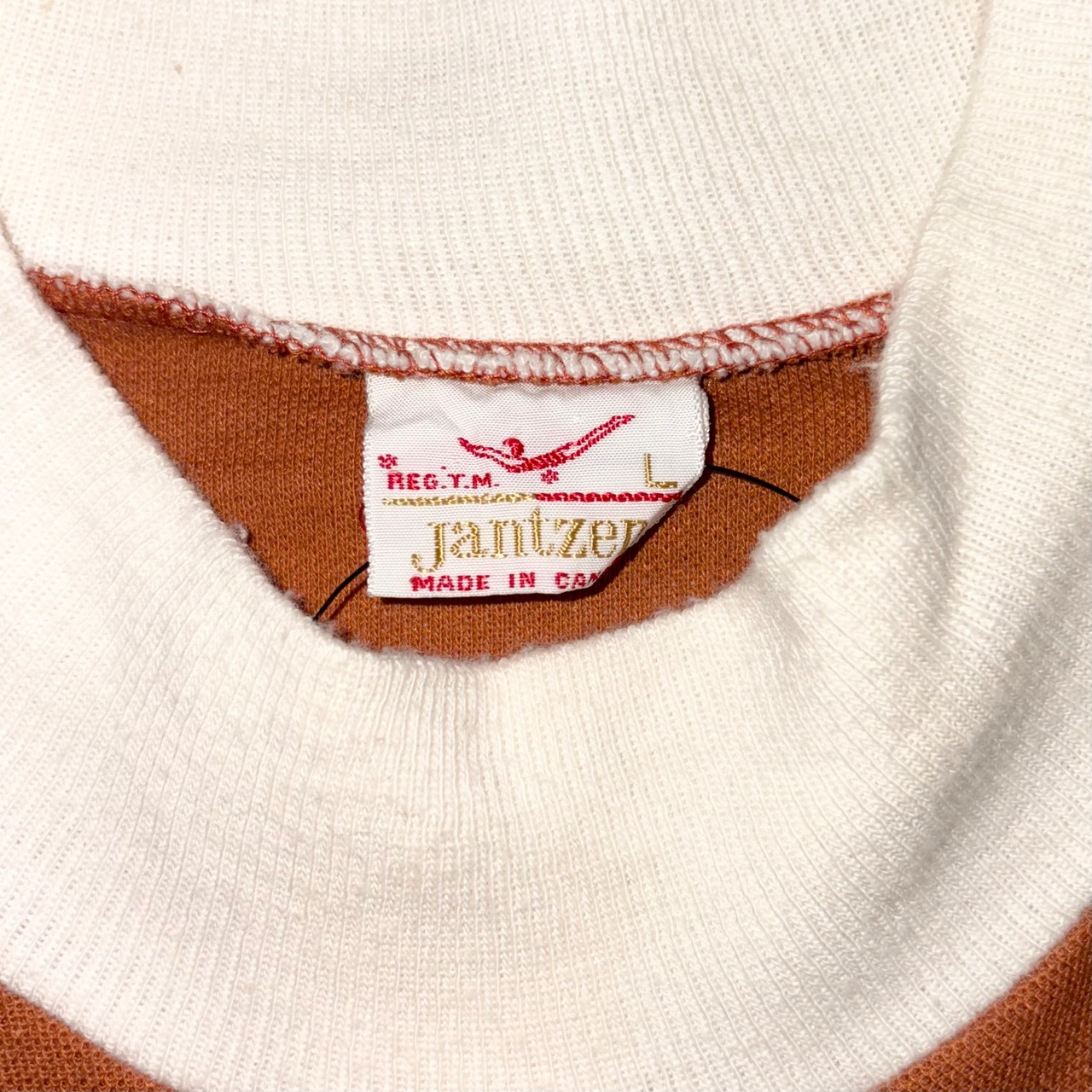 vintage 1970’s JANTZEN mock neck pocket tee
