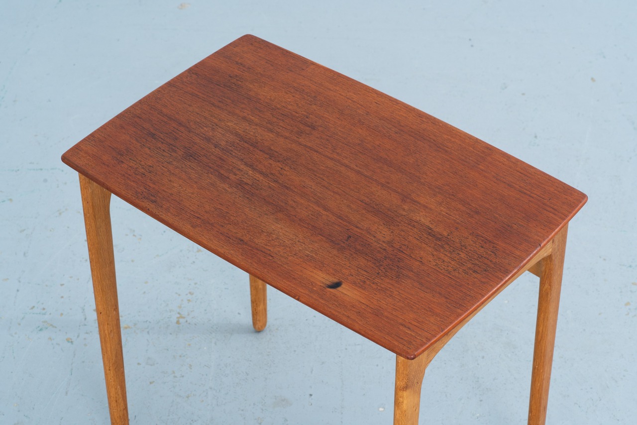 【as it is】Svend Aage Madsen | Nest Table