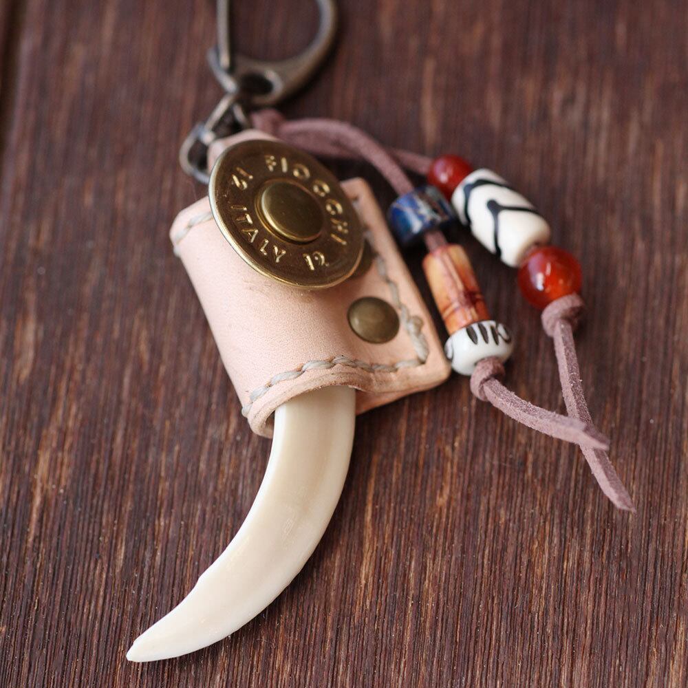 豊島産 イノシシ牙キーホルダー 薬莢かしめ002 豊島狩猟採集ハンドクラフト 豊島産 イノシシ牙キーホルダー 薬莢かしめ002 豊島狩猟採集ハンドクラフト