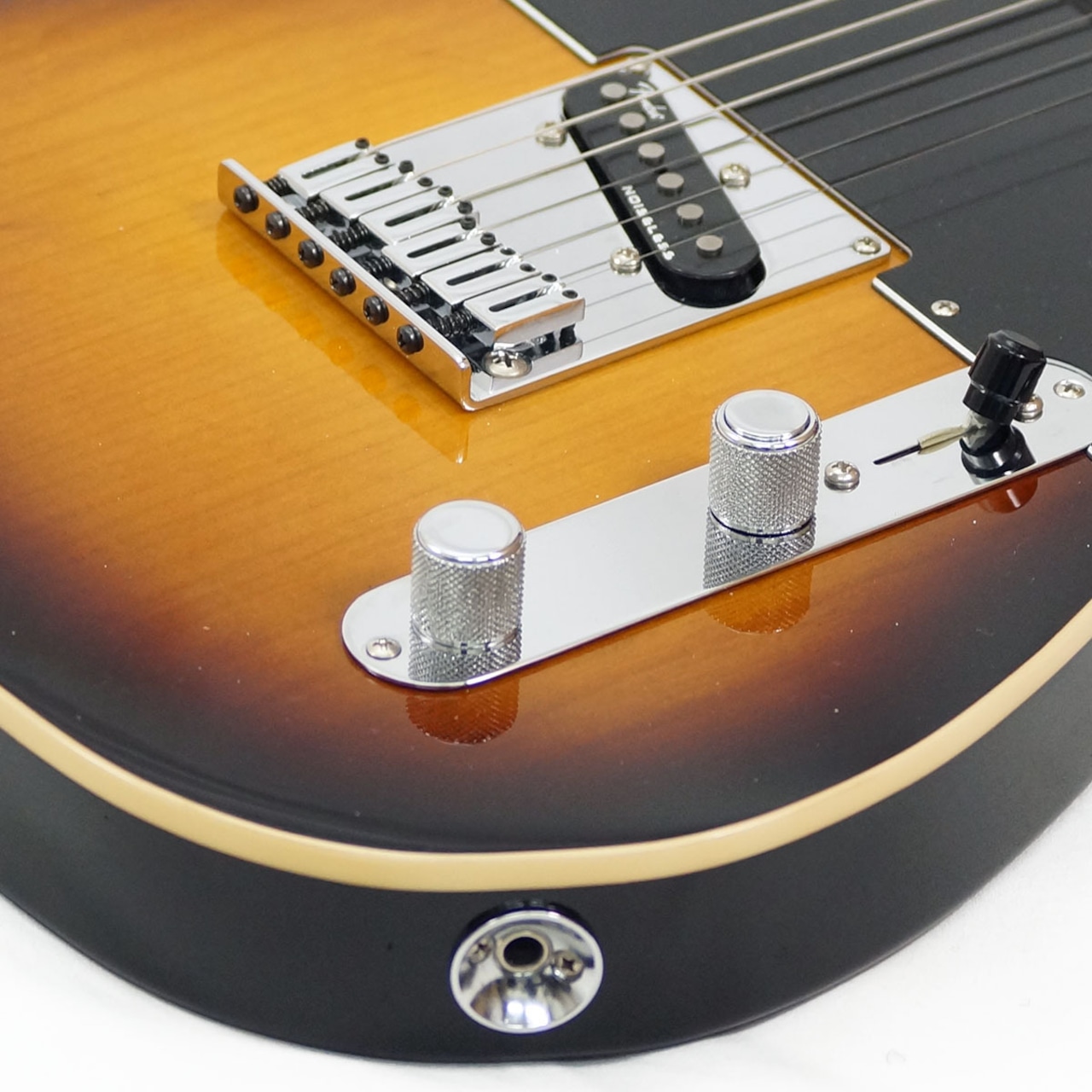 Fender USA American Ultra Luxe Telecaster (2-Color Sunburst/Maple) [USED]