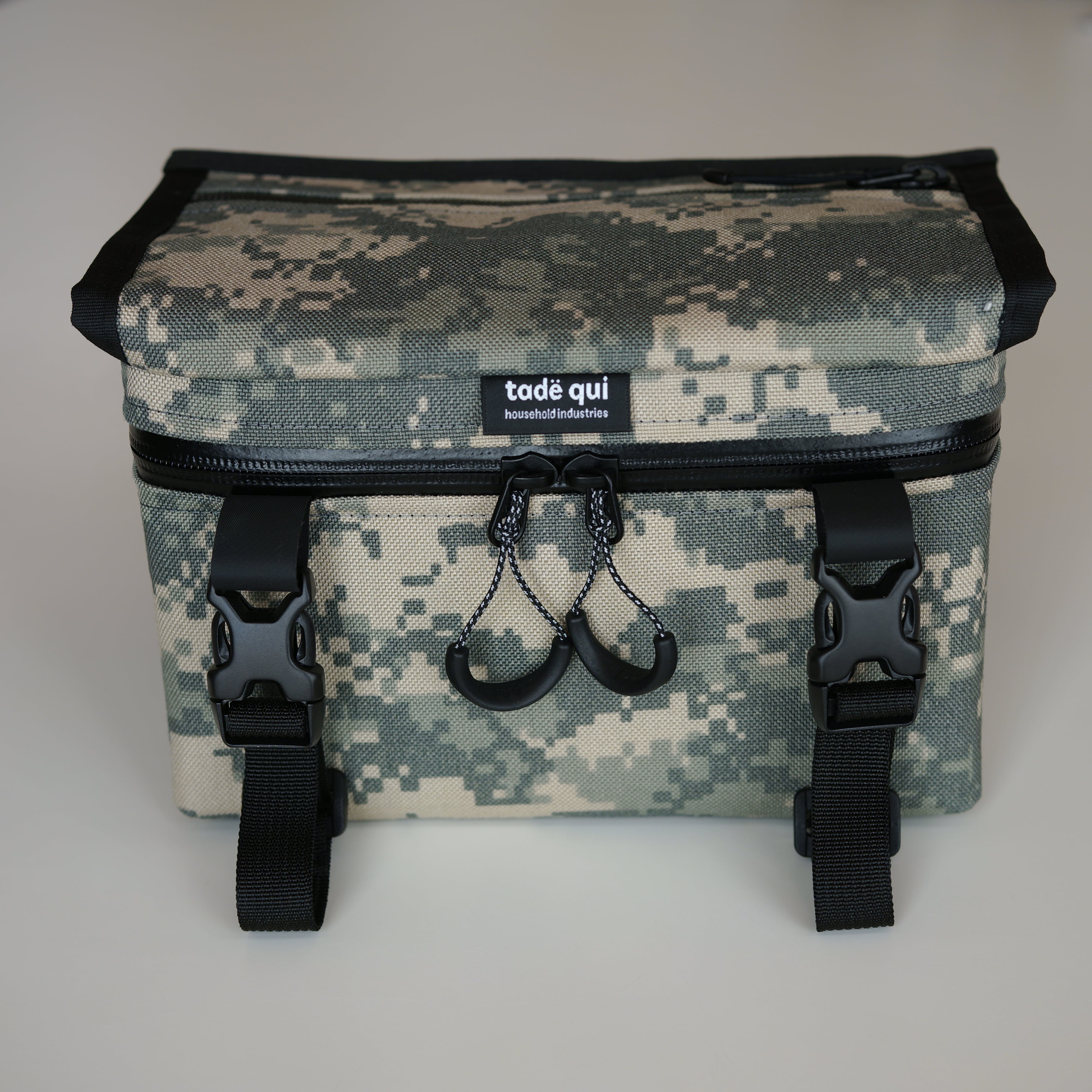 cunningham / CORDURA®︎ 1000D MIL-SPEC / UCP (Universal Camoflage Pattern)