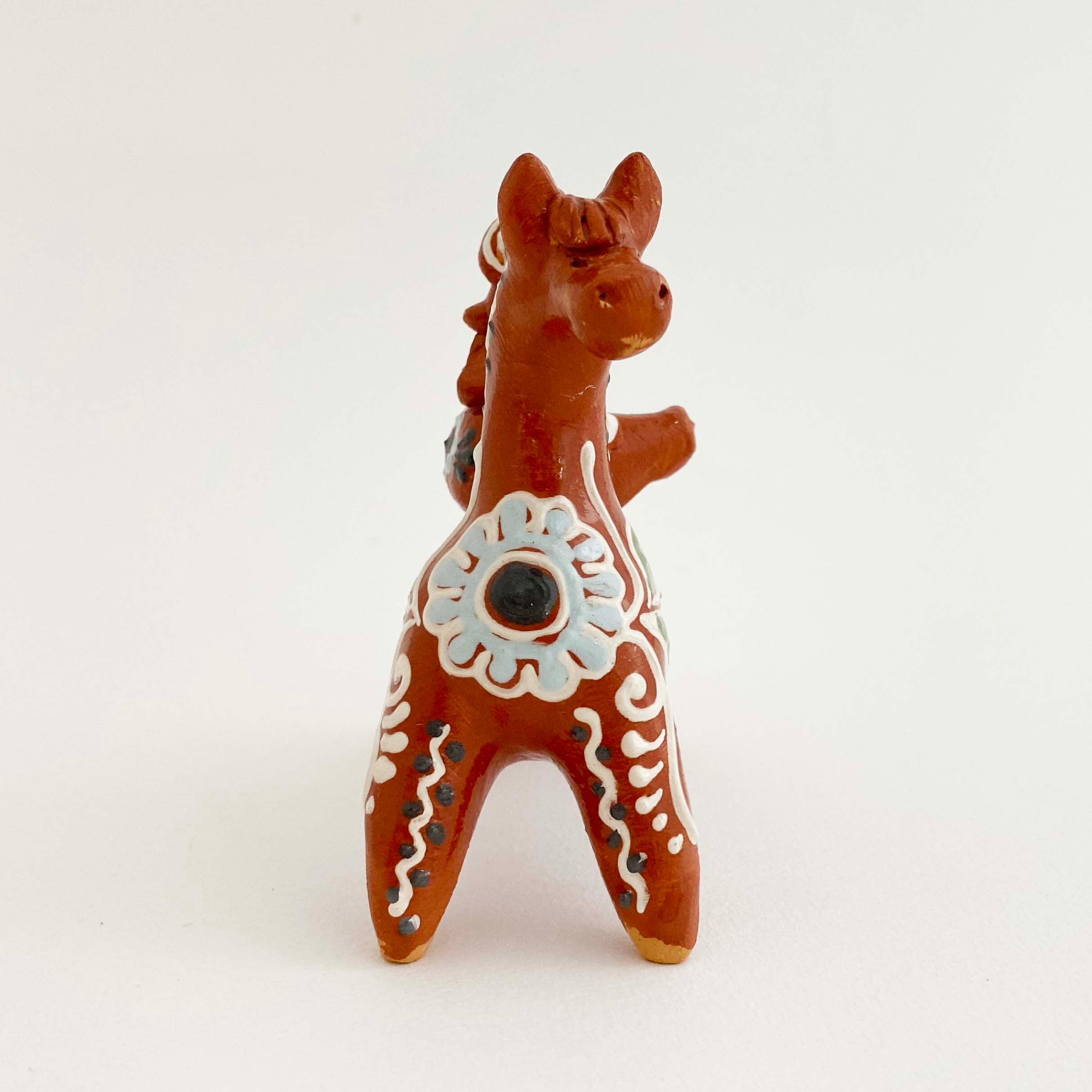 ウクライナ産 オピシュニャ土人形(馬と鶏 / 赤茶の馬)