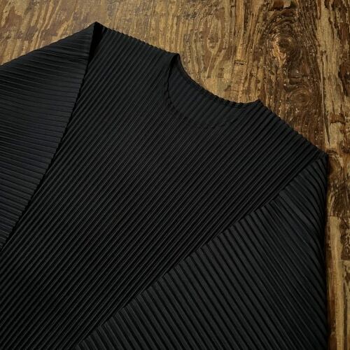 HOMME PLISSE ISSEY MIYAKE オムプリッセイッセイミヤケ 25SS MONTHLY 