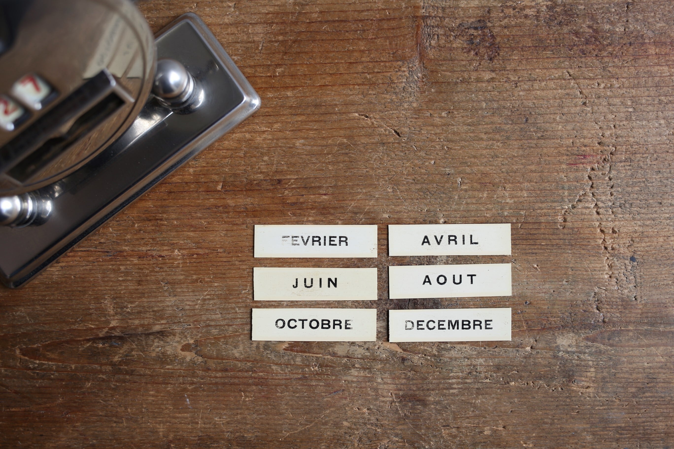 フランス アンティーク ヴィンテージ MISTRAL 万年卓上カレンダー