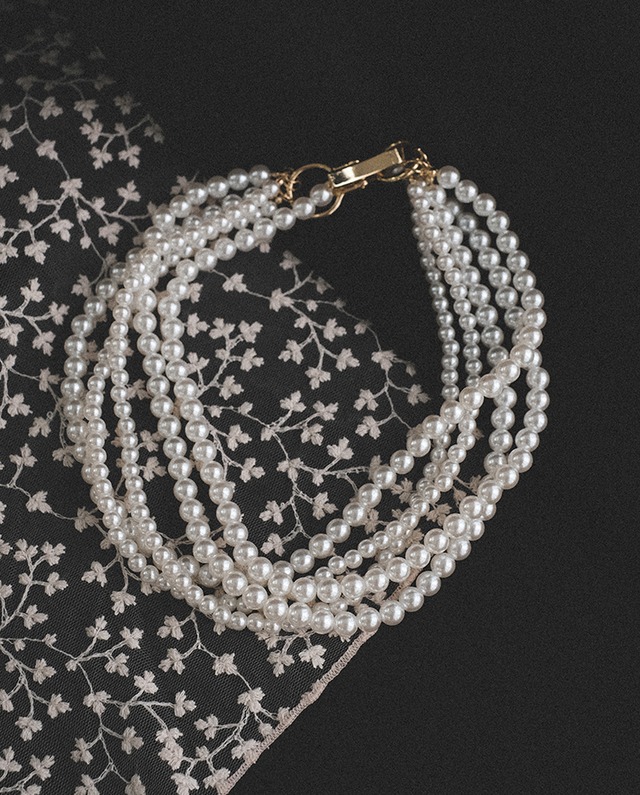 dress pearl necklace