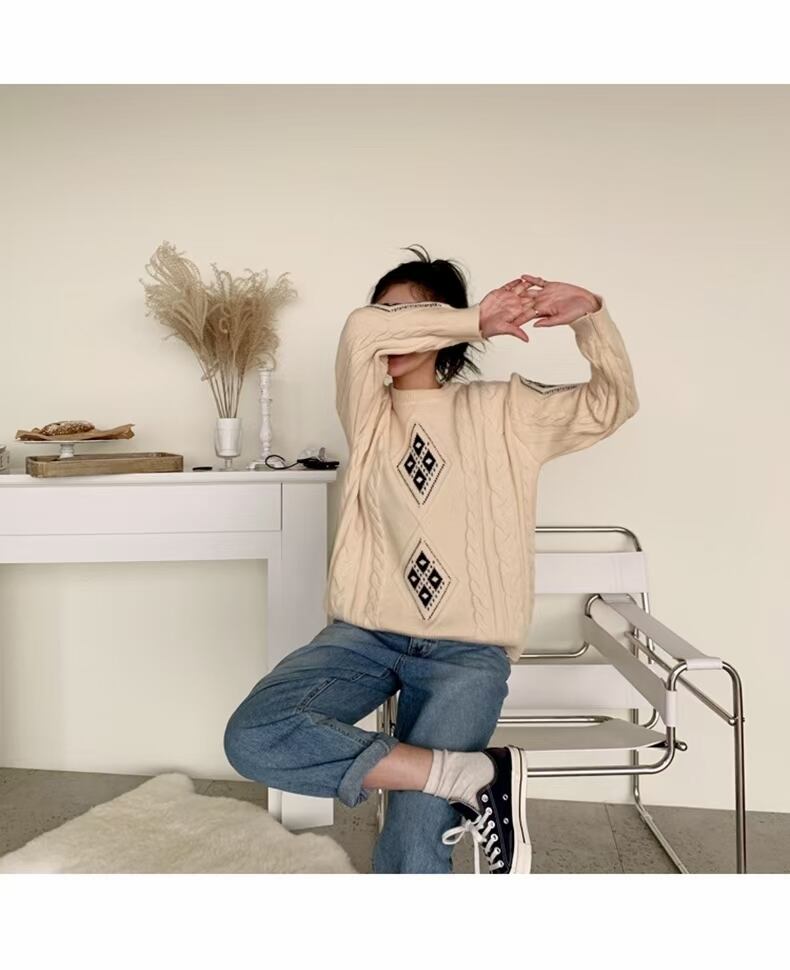 ケーブル編み　柄ニット　AJ1079-8075