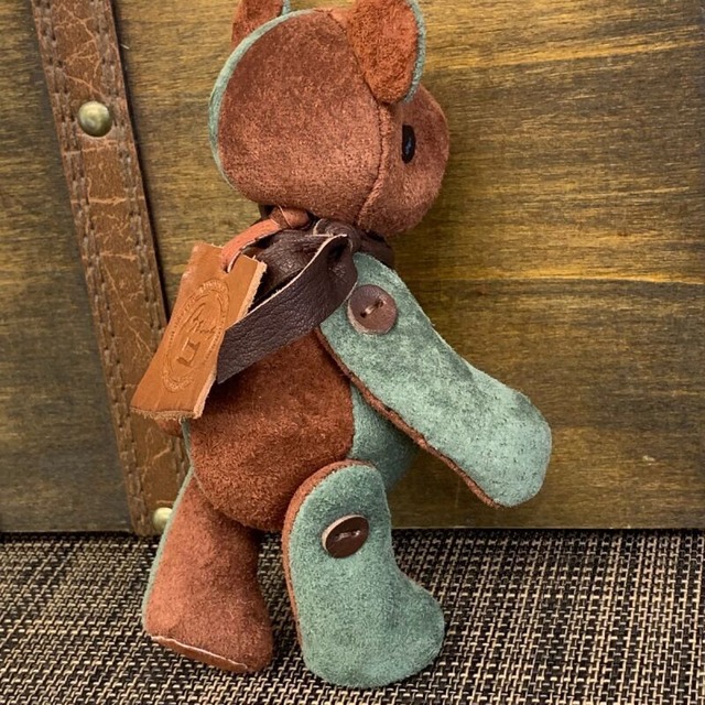 ピッグスウェードのベルベア★マイスターの手作り「ベルズベア」ブラウン×セージグリーン系　写真の1点販売です