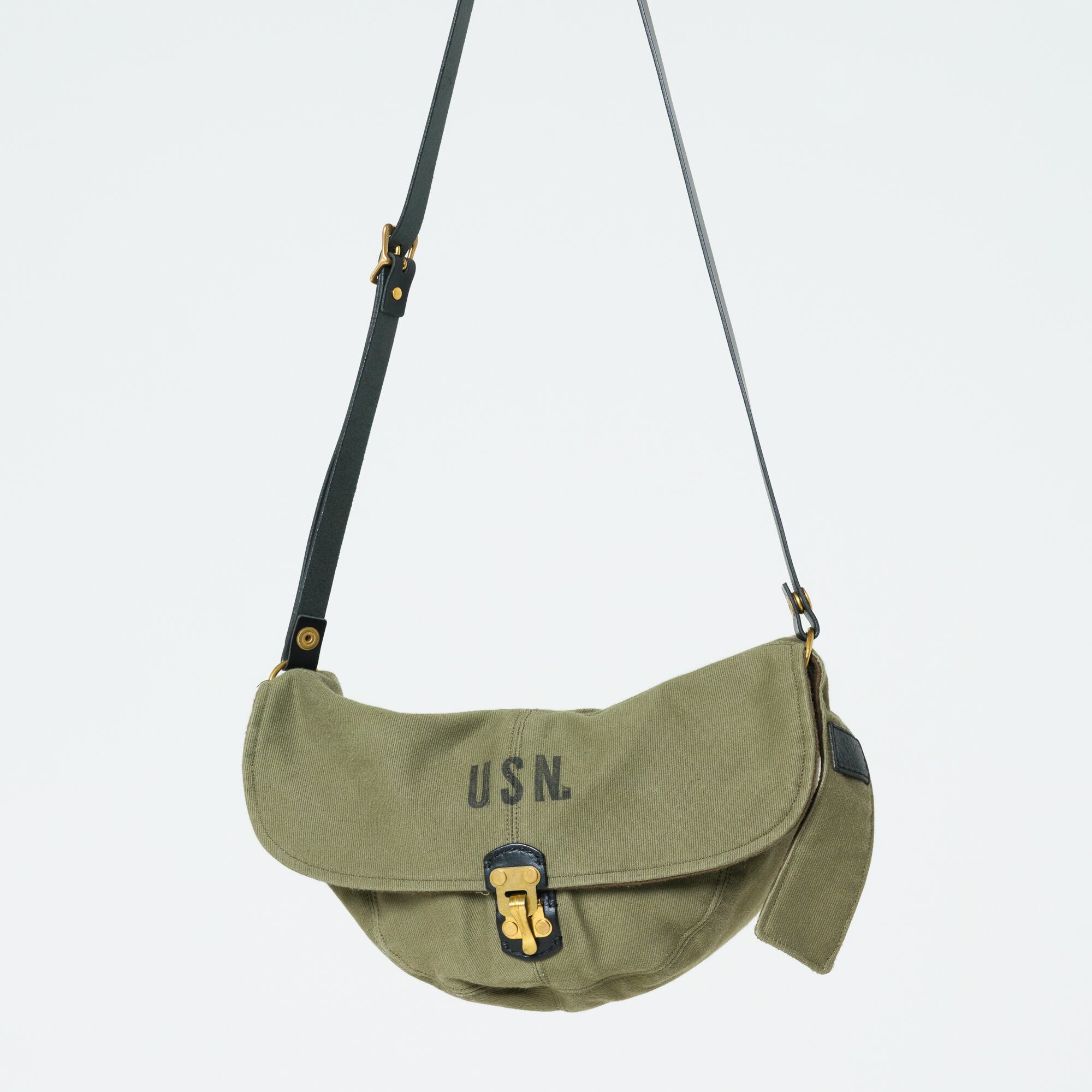 アメリカ海軍 US NAVY 刺繍 ヘルメット バッグ Ratsnuts Leather】U.S NAVY N-1 DECK HELMET CUSTOM BAG（OLIVE） | DARGO