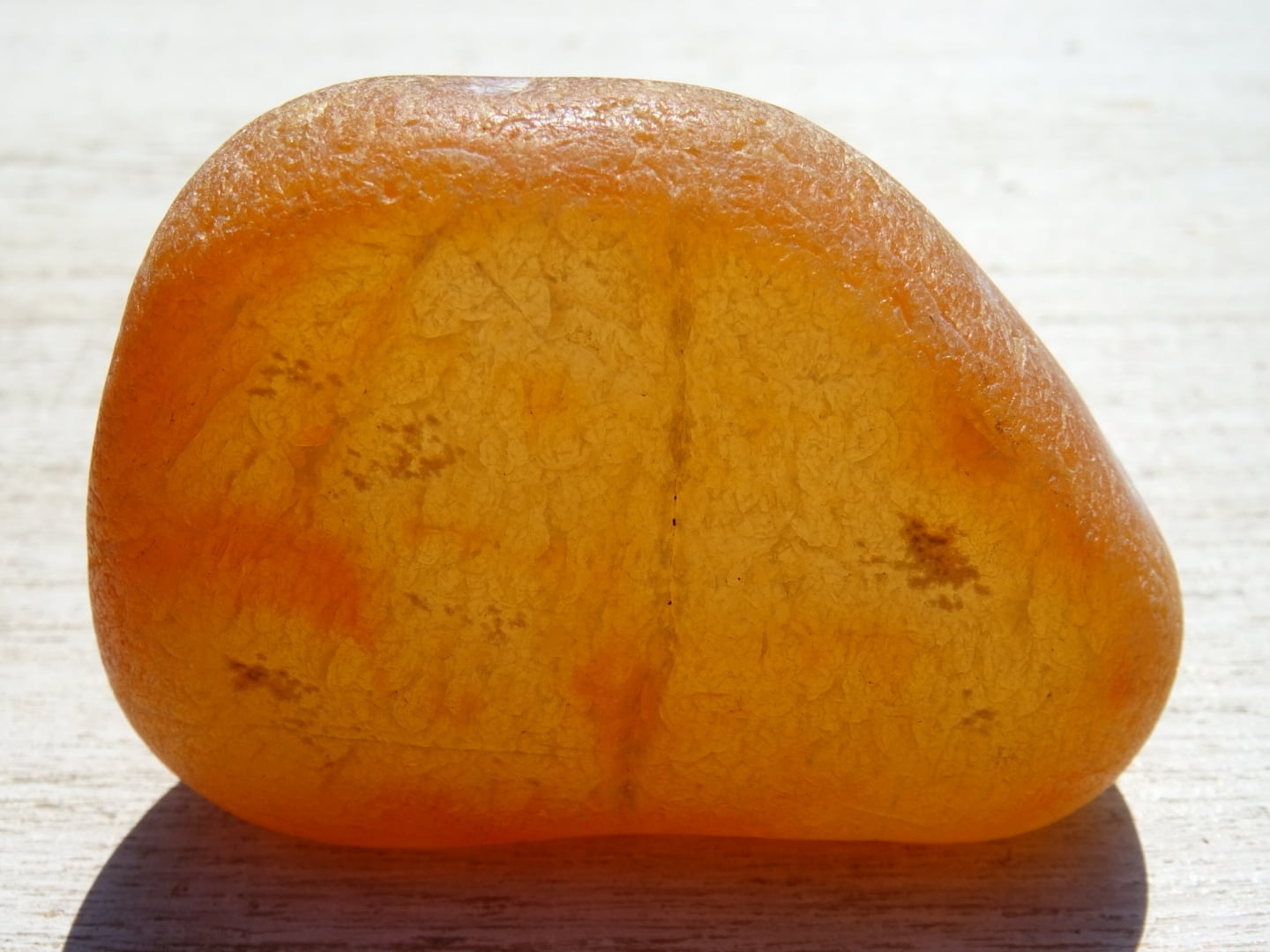 サンカラストーン風 オレンジ瑪瑙　北海道産巨大原石　778g 石狩瑪瑙（Orange） | 虹石屋