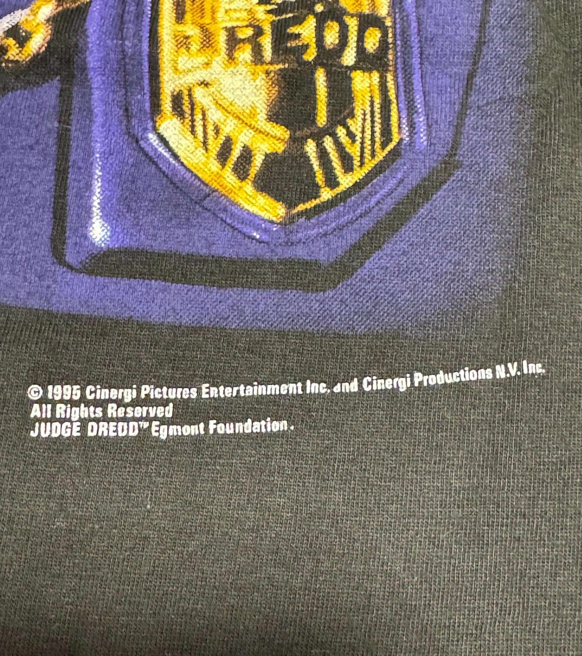 Judge Dredo ジャッジドレッド Vintage T-shirt Movie | KuwaKuwaT-shirts
