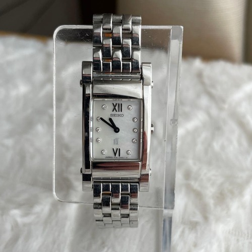 SEIKO 10Pダイヤモンド腕時計 #2925