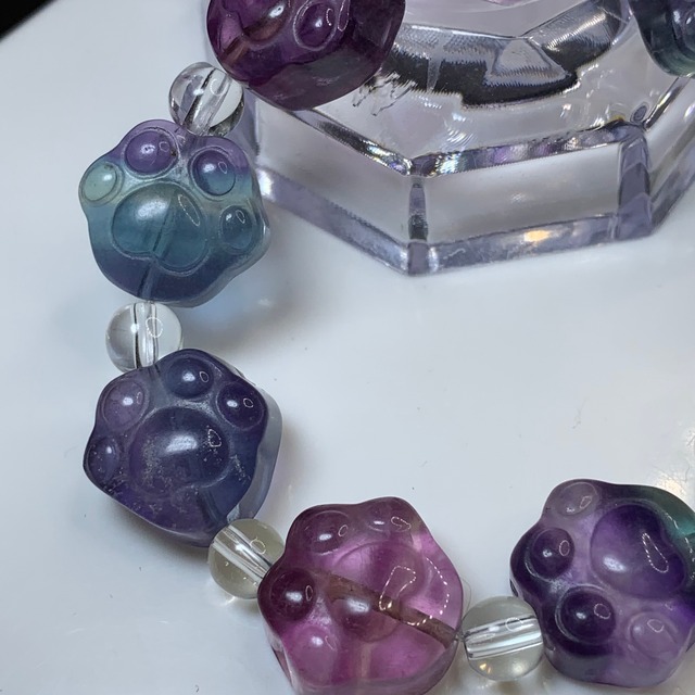 2.カラフル☆肉球フローライト・ブレスレット