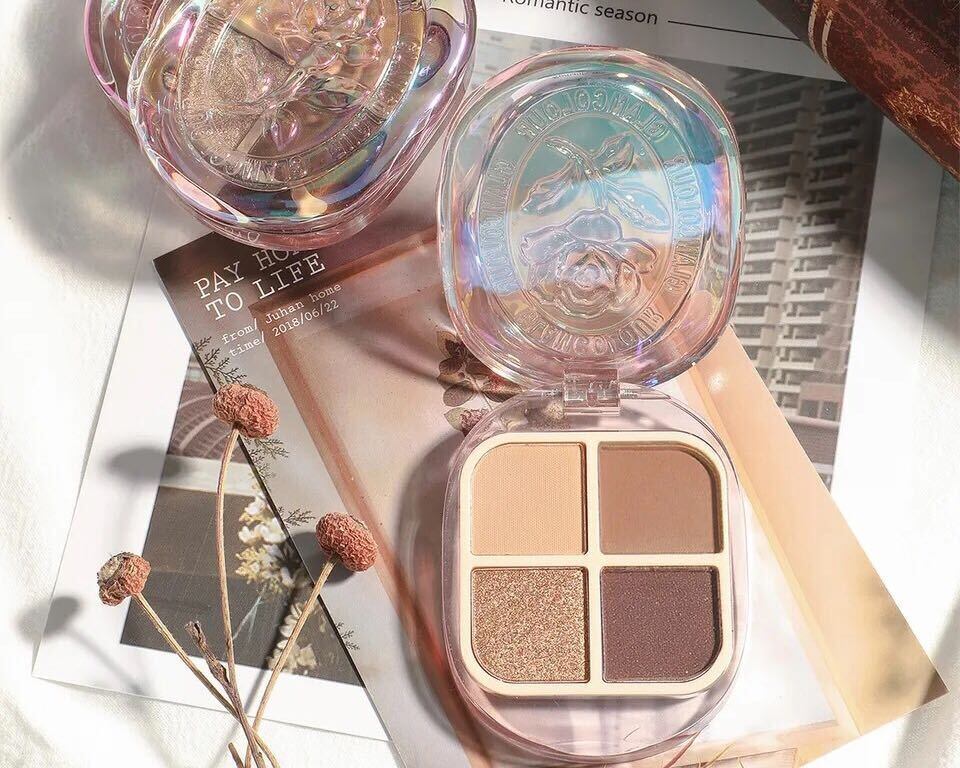 【1】アイシャドウ / コスメ / A ~ C