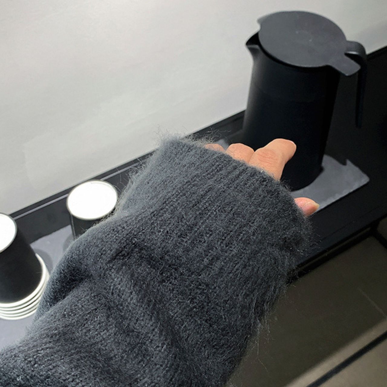 シンプルラウンドネックニット　MT0080360