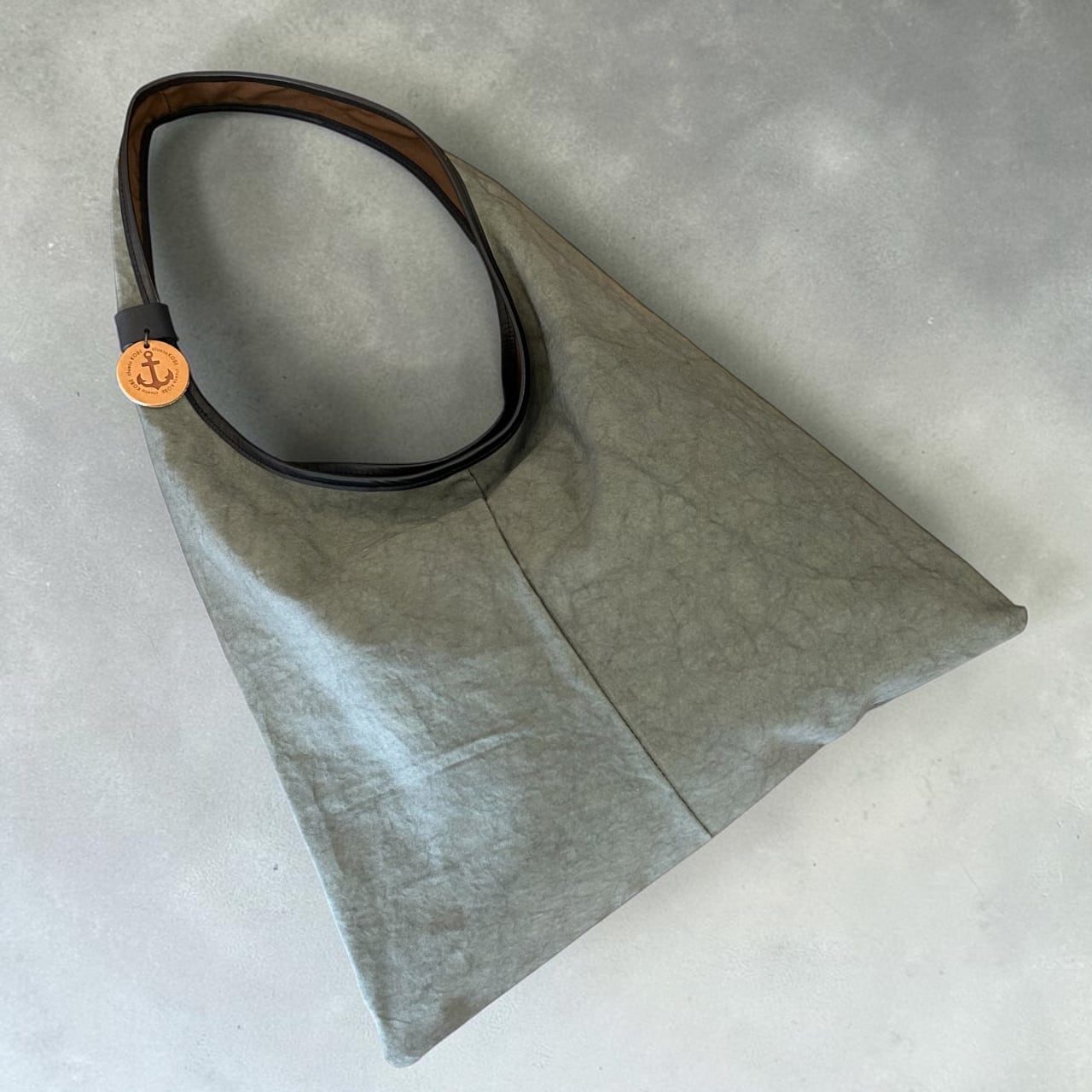 即納商品 オオカミ少年:グリーン(天日干しチノクロス ワンショルダーバッグ)