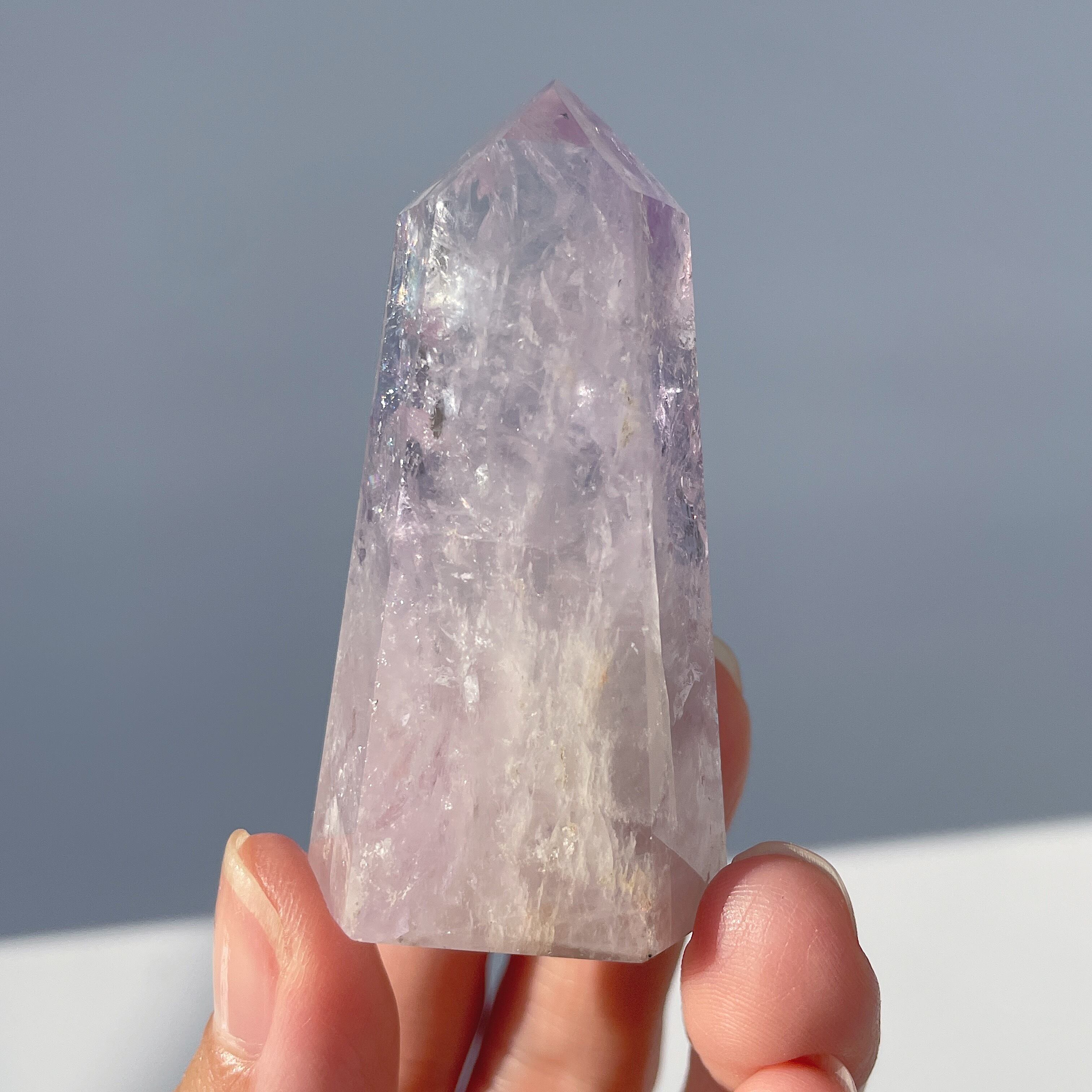 ラベンダーアメジスト タワー14◇ Lavender Amethyst ◇天然石・鉱物