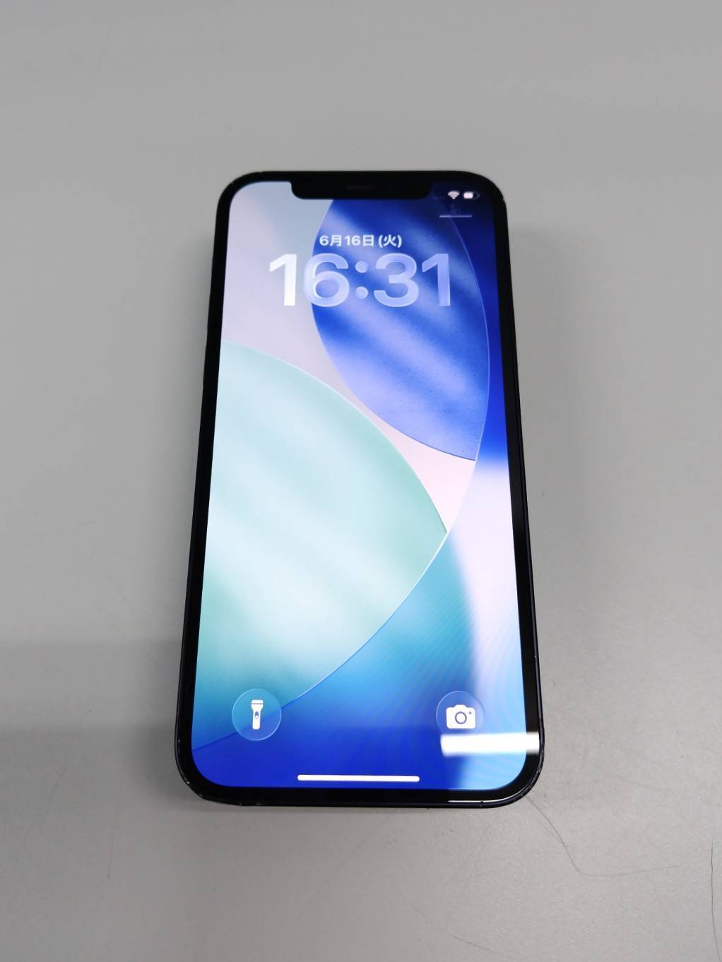 SIMフリー】iPhone 8/A1906/64GB/ゴールド〈MQ7A2J/A〉バッテリー87