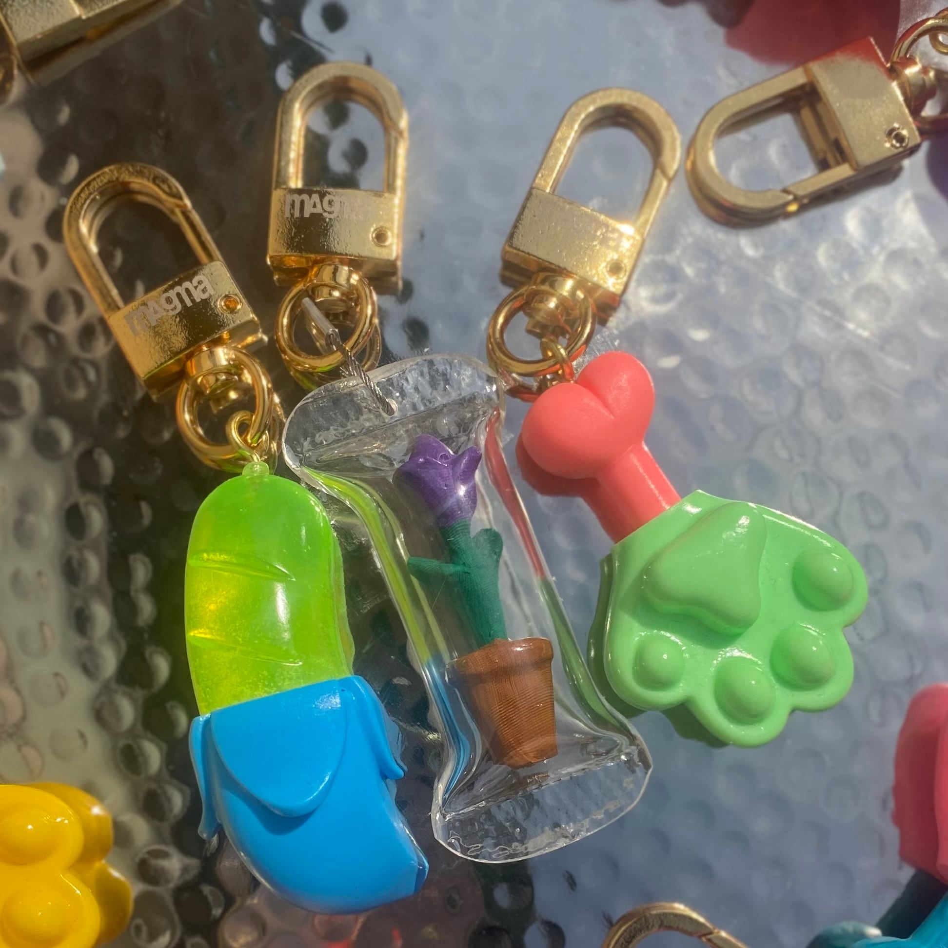 新品 magma yamastore 置物 キーホルダー magma KEYRING 新品 magma yamastore 置物 キーホルダー magma KEYRING