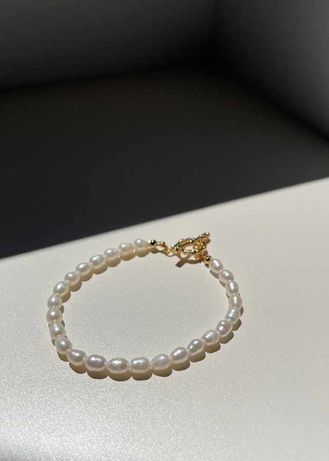 Rice pearl bracelet