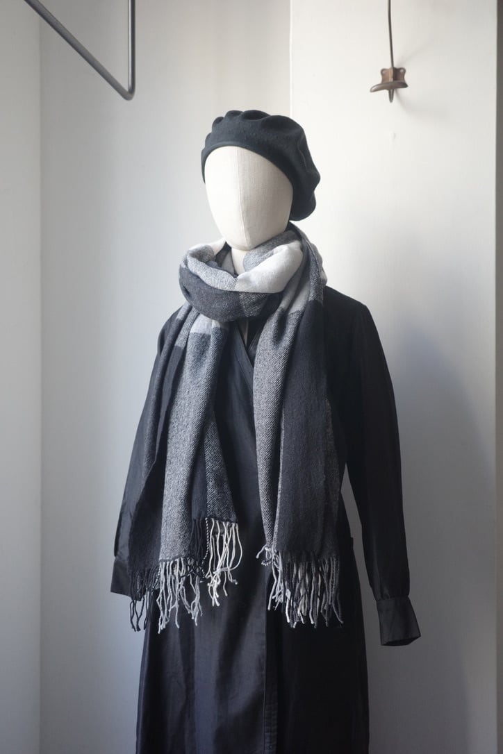 genre ジャンル / STOLE (GREY×BLACK×CHARCOAL)