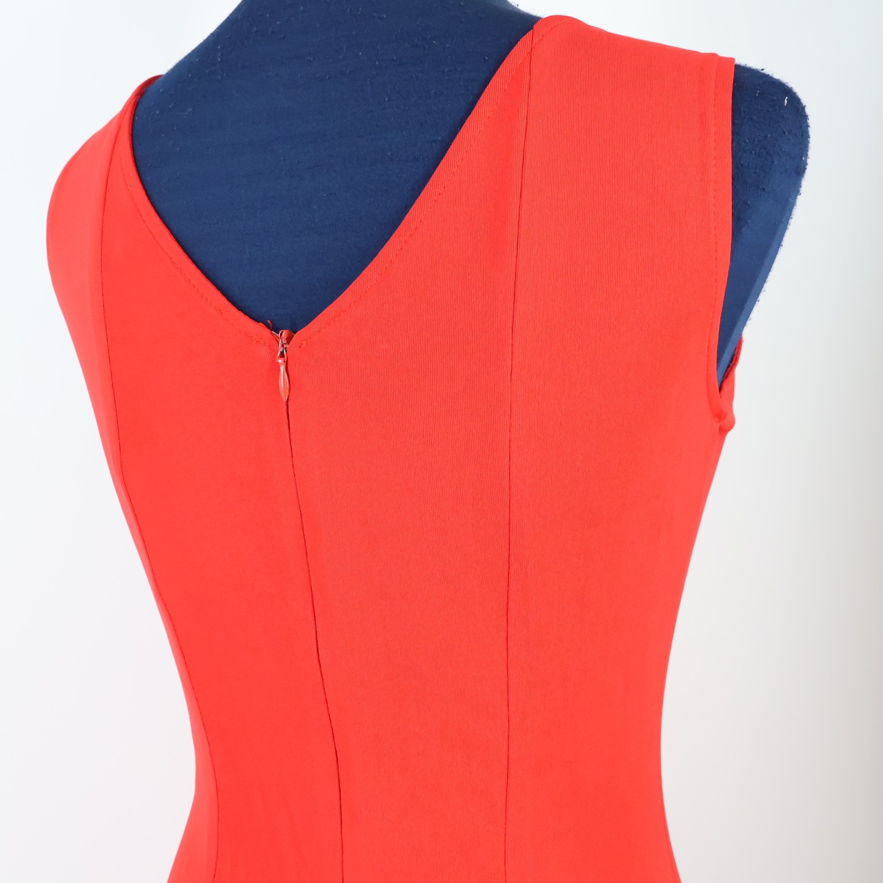 【美品 フラメンコ衣装】レッド prima boutique プリマブティック ワンピース ドレス 赤 ボランテ 花柄 光沢 段々 袖なし ダンス用 レディース タンクトップ 発表会 光沢 胸パッド 舞台 劇 華やか 豪華