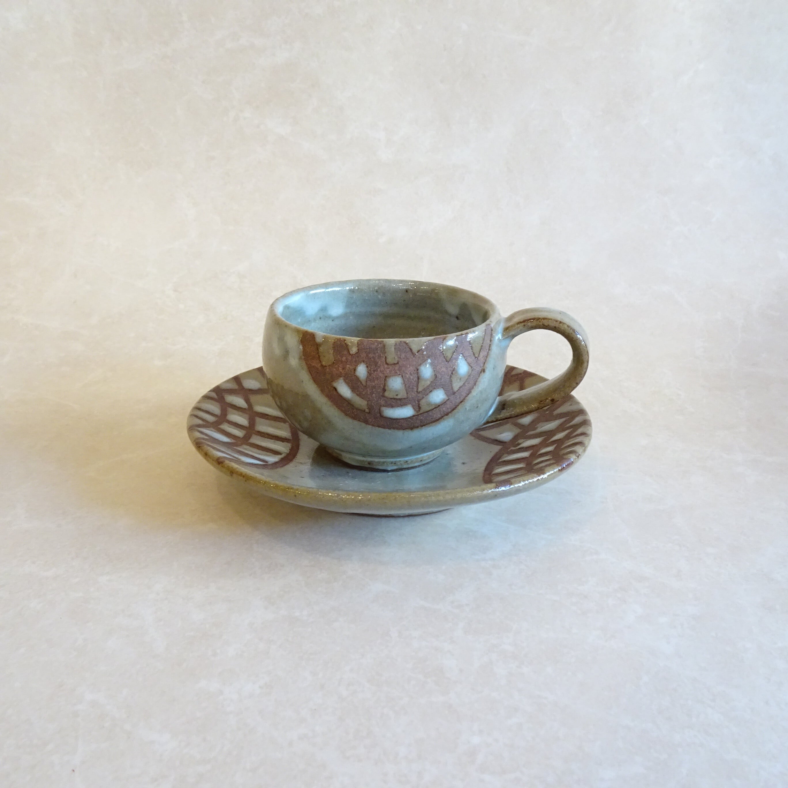 丸みのある益子焼カップ&ソーサー