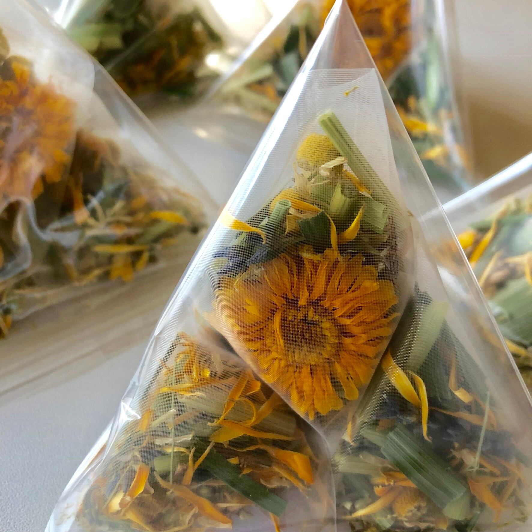 フラワーハーブティー