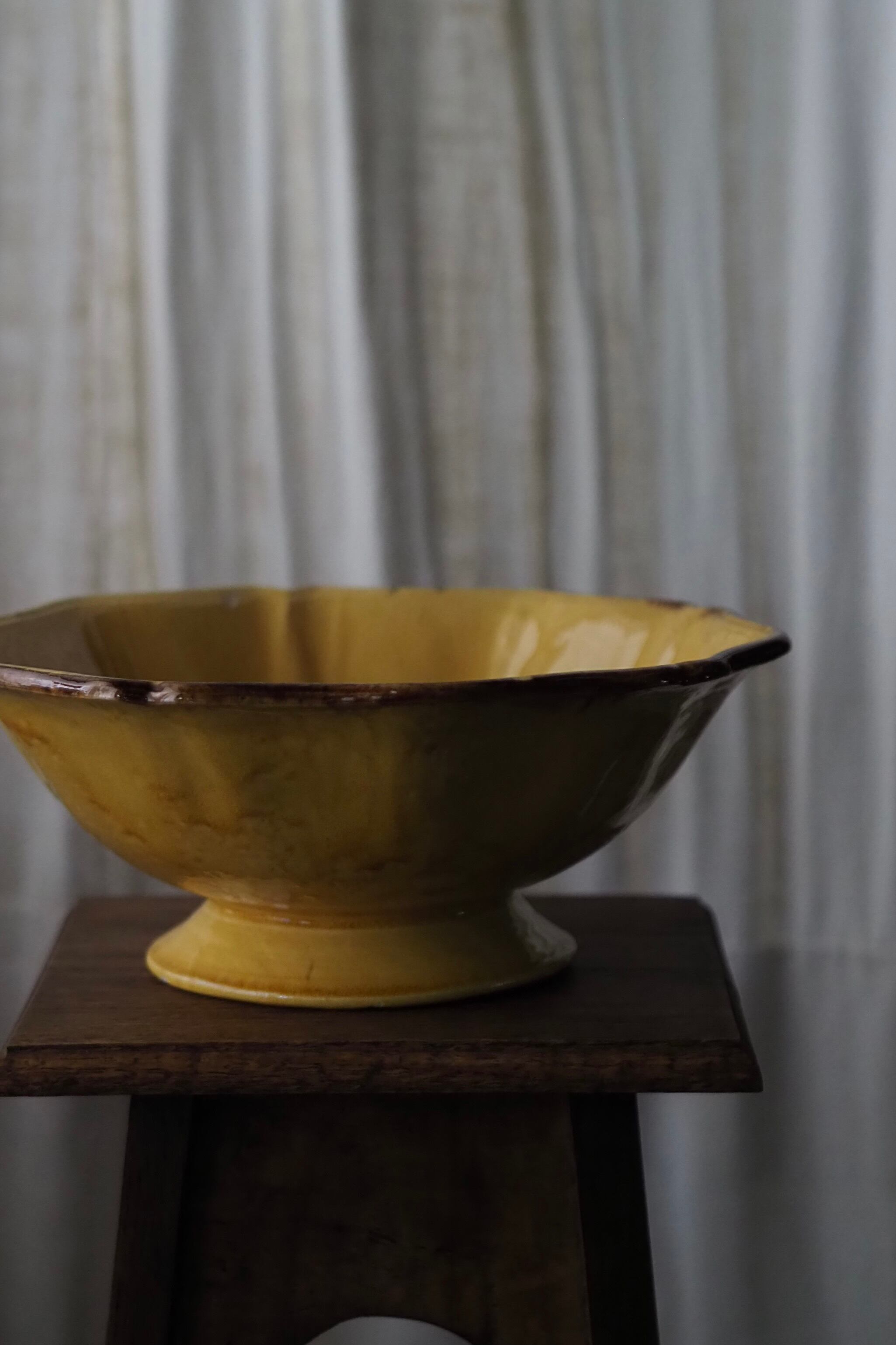 南仏の大きな高台杯-antique pottery bowl | アンティーク