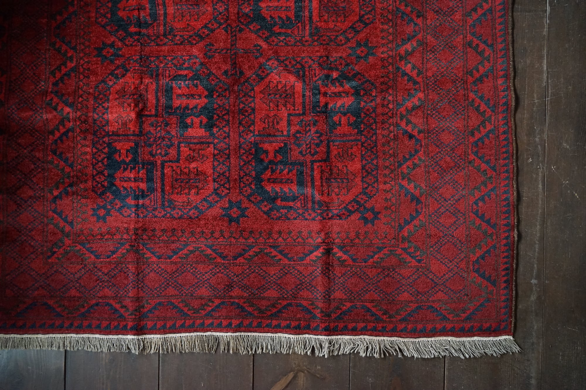 【SM62】上品に輝く朱赤が美しいラグ|セミアンティークトルクメン