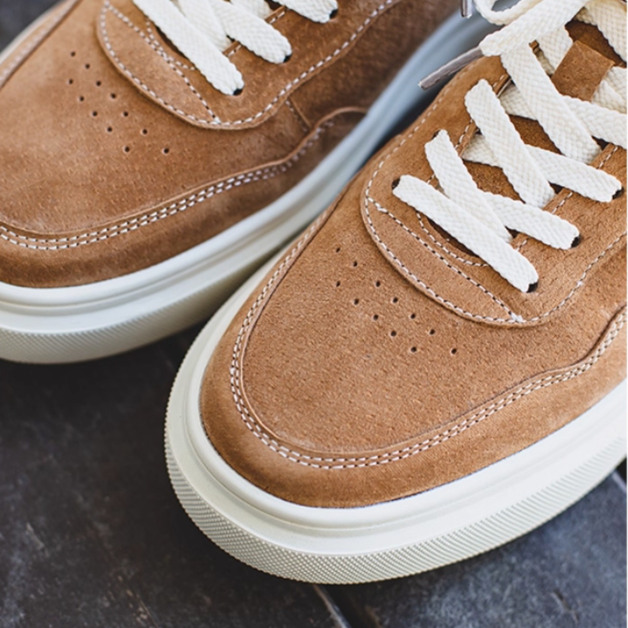 ラウンドトゥ ローカット スニーカー af0220