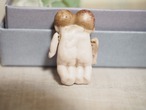 肩を組んだ双子ビスクドール　ガーゼの袋入り 画像14